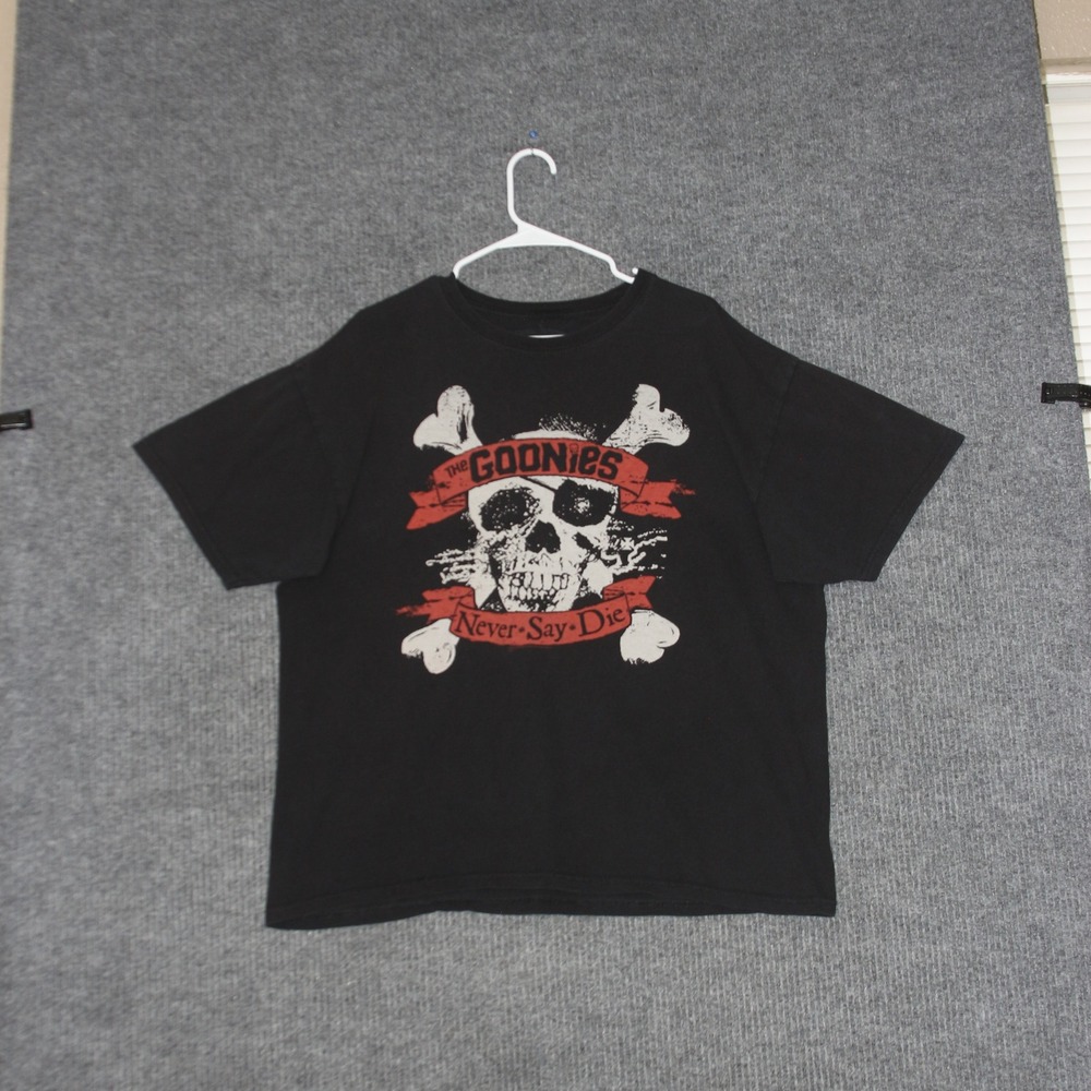 The Goonies T Shirt Mens XL Black Never Say Die Skull‎ Graphic Movie Tee